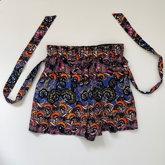 Zara TRF Design High Waist Multicoloured Shorts L - Picture 3 of 5